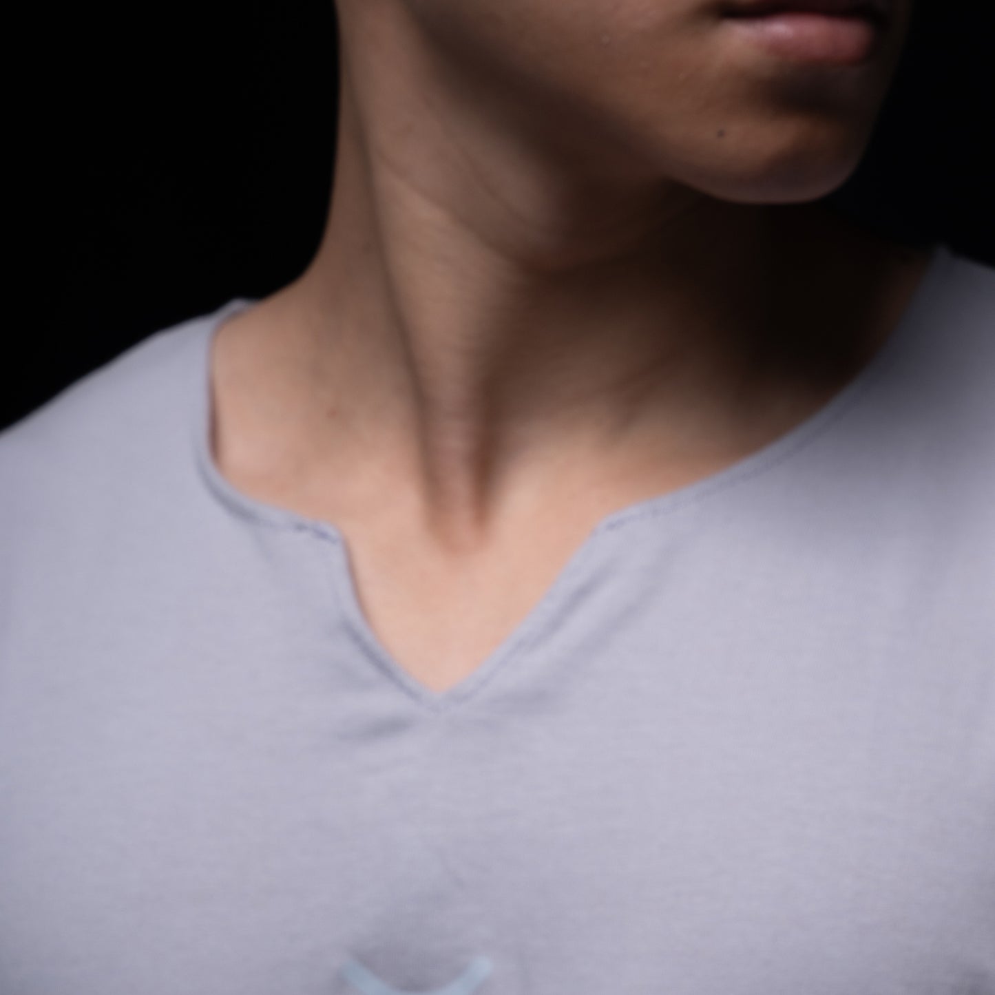 Oversize Tee V Neck FTS-069